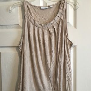 Women's New York & Company top